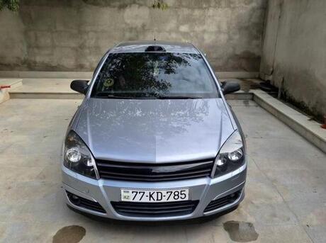 Opel Astra 2004