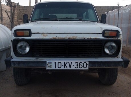 LADA (VAZ) Niva 2002