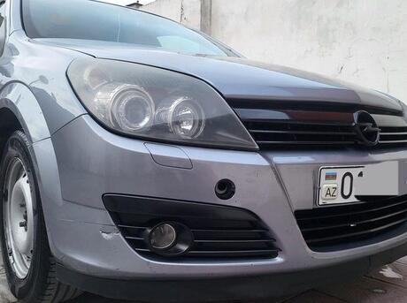 Opel Astra 2005