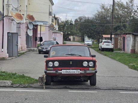 LADA (VAZ) 2106 1985