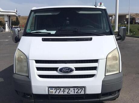 Ford Transit 2011