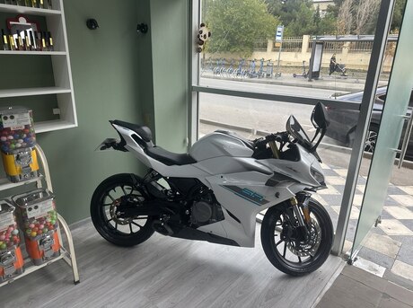 CFMOTO 250 SR 2026