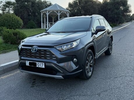 Toyota RAV4 2021