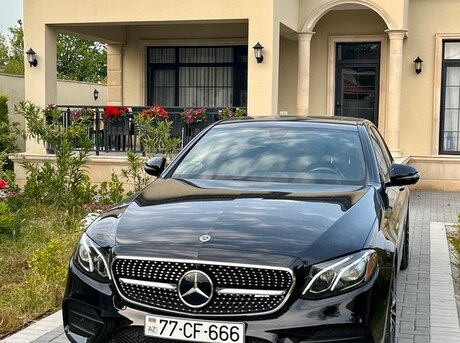 Mercedes E 300 2017