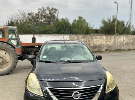 Nissan Sunny 2013