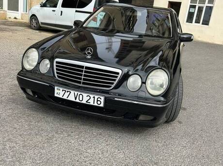 Mercedes E 240 2001