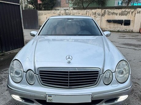 Mercedes E 240 2002