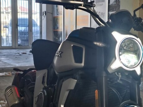 CFMOTO 700 CL-X Heritage 2023