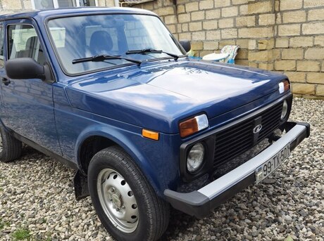 LADA (VAZ) Niva 2015