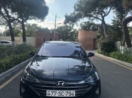 Hyundai Elantra 2020