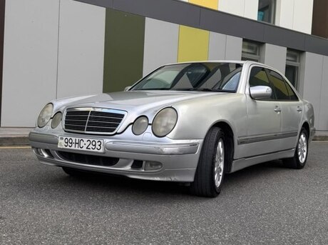 Mercedes E 270 2000