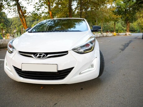 Hyundai Avante 2015