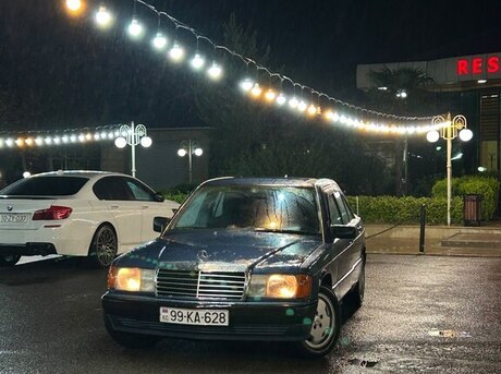 Mercedes 190 1990