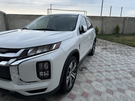 Mitsubishi Outlander Sport 2021
