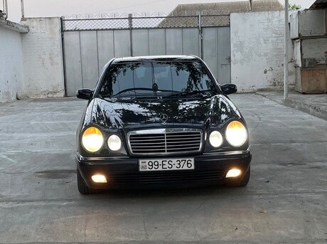 Mercedes E 240 1998