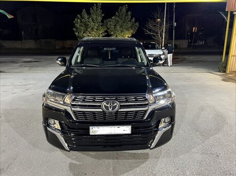 Toyota Land Cruiser 2010