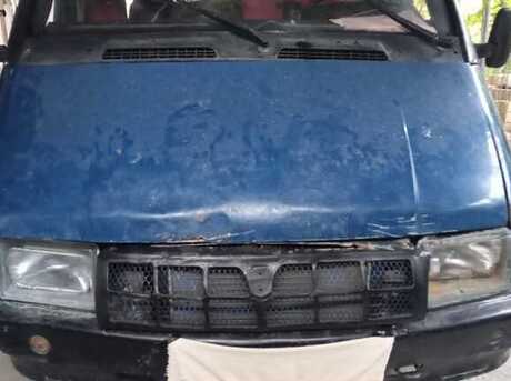 GAZ 2705 2002