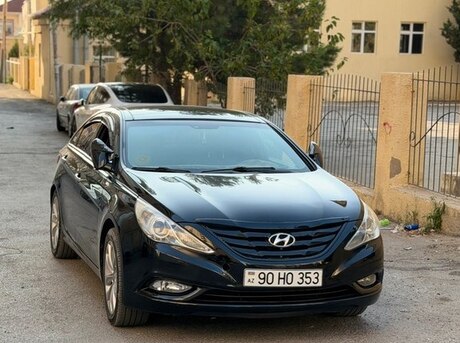 Hyundai Sonata 2011