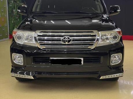 Toyota Land Cruiser 2012