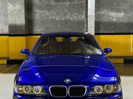 BMW M5 2000