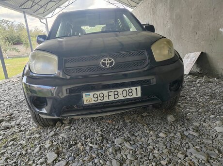 Toyota RAV4 2004