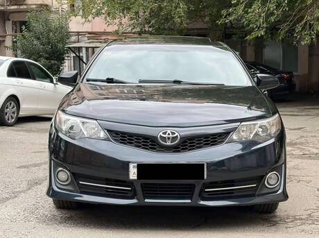 Toyota Camry 2013