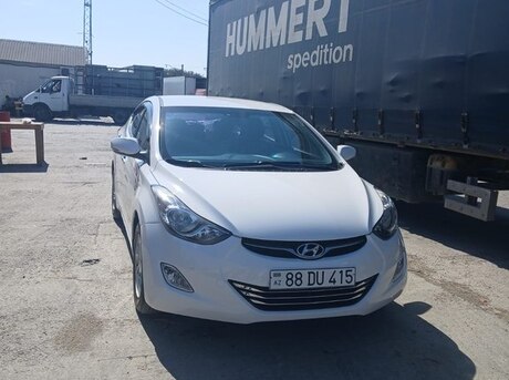 Hyundai Elantra 2013