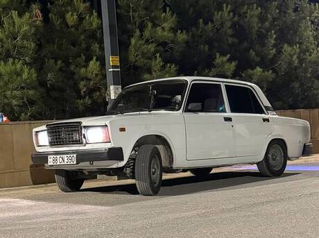 LADA (VAZ) 2107 2004