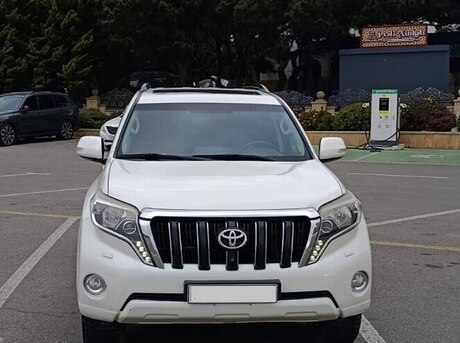 Toyota Land Cruiser Prado 2013