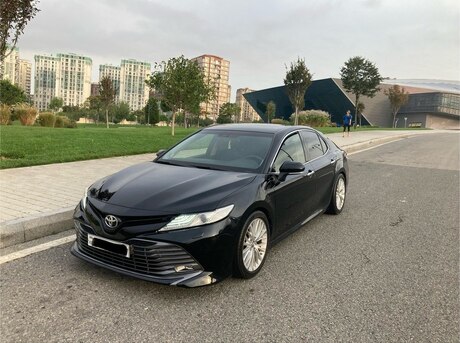 Toyota Camry 2018