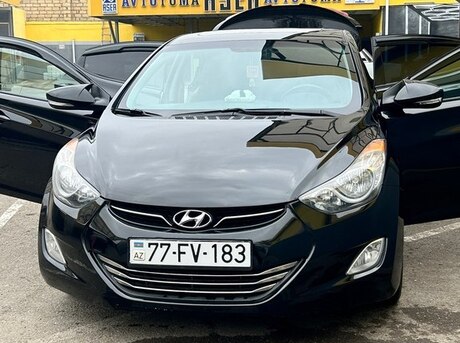Hyundai Elantra 2012
