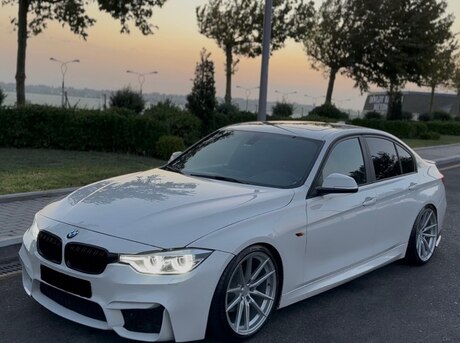 BMW 328 2014
