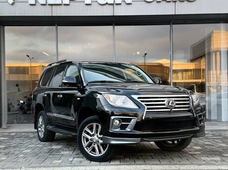 Lexus LX 570 2011