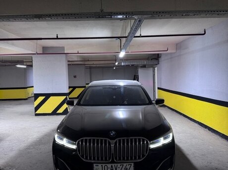 BMW 740 2022