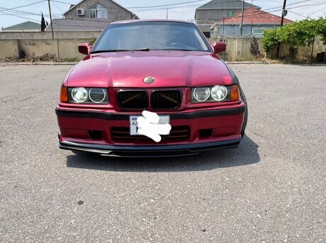 BMW 320 1995