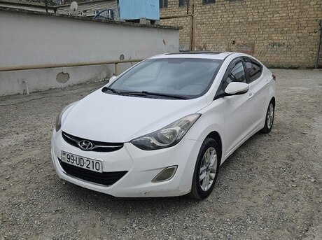 Hyundai Elantra 2011