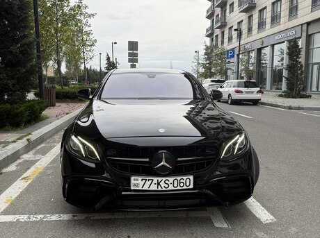 Mercedes E 300 d 2016
