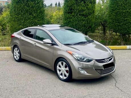 Hyundai Elantra 2013