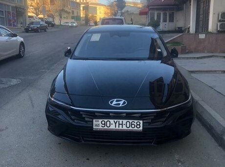 Hyundai Elantra 2025