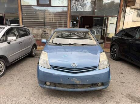 Toyota Prius 2005