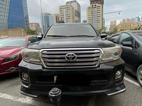 Toyota Land Cruiser 2012