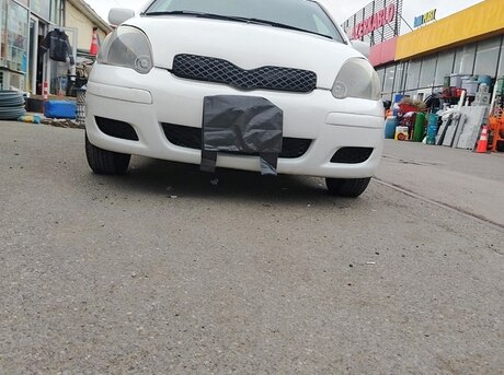 Toyota Vitz 2002