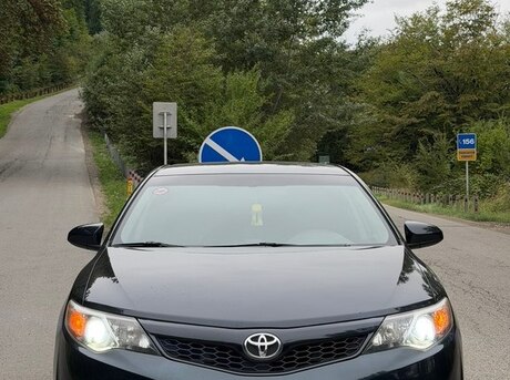 Toyota Camry 2014