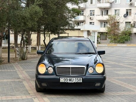 Mercedes E 240 1999