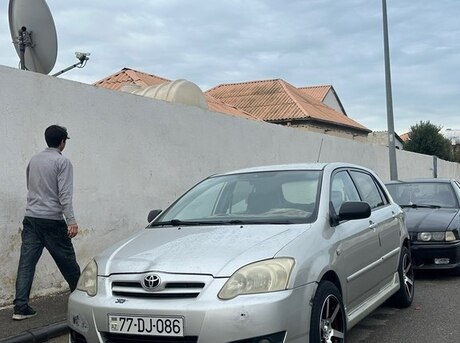 Toyota Corolla 2004