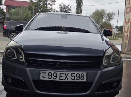 Opel Astra 2004