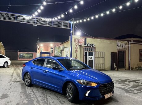 Hyundai Elantra 2018