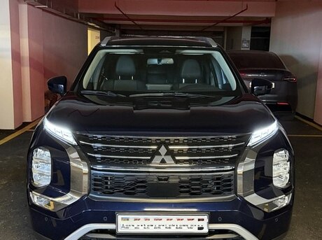 Mitsubishi Outlander 2023