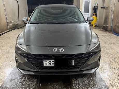 Hyundai Elantra 2021