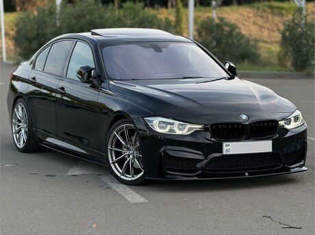 BMW 328 2016